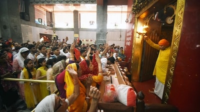 Devotees pay obeisance at Mahavir temple on the occasion of Hanuman Jayanti, in Patna on Thursday. (ANI) Devotees pay obeisance at Mahavir temple on the occasion of Hanuman Jayanti, in Patna on Thursday. (ANI)