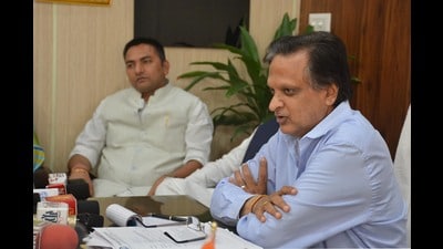 Mayor Kulbhushan Goyal while addressing a press conference after the inspection of beautification works in the city. (Sant Arora/HT)