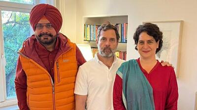 Navjot Singh Sidhu with Rahul Gandhi and Priyanka Gandhi in New Delhi. (Twitter) Navjot Singh Sidhu with Rahul Gandhi and Priyanka Gandhi in New Delhi. (Twitter)
