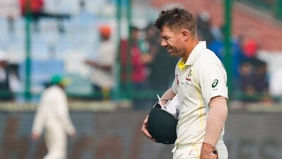 New Delhi: Australian batter David Warner walks back to the pavilion after his dismissal during the first day of the 2nd test cricket match between India and Australia, at the Arun Jaitley Stadium, in New Delhi, Friday, Feb. 17, 2023. (PTI Photo/Arun Sharma)(PTI02_17_2023_000038A) (PTI) New Delhi: Australian batter David Warner walks back to the pavilion after his dismissal during the first day of the 2nd test cricket match between India and Australia, at the Arun Jaitley Stadium, in New Delhi, Friday, Feb. 17, 2023. (PTI Photo/Arun Sharma)(PTI02_17_2023_000038A) (PTI)