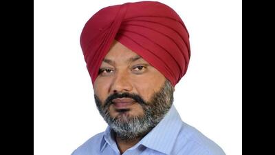 Punjab finance and excise and taxation minister Harpal Singh Cheema on Thursday said that the excise department has registered a historic ₹2,587 crore increase in revenue during the financial year 2022-23 as compared to the 2021-22 financial year. (HT photo) Punjab finance and excise and taxation minister Harpal Singh Cheema on Thursday said that the excise department has registered a historic ₹2,587 crore increase in revenue during the financial year 2022-23 as compared to the 2021-22 financial year. (HT photo)