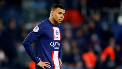 FILE PHOTO: Soccer Football - Ligue 1 - Paris St Germain v Olympique Lyonnais - Parc des Princes, Paris, France - April 2, 2023 Paris St Germain's Kylian Mbappe looks dejected after the match REUTERS/Sarah Meyssonnier/File Photo (REUTERS)
