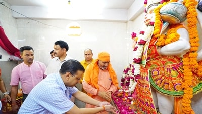 Arvind Kejriwal offers prayers at Hanuman Temple in Delhi Secretariat (Twitter) Arvind Kejriwal offers prayers at Hanuman Temple in Delhi Secretariat (Twitter)