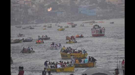 The cost of painting these boats will be borne by the authorities. (HT Photo)