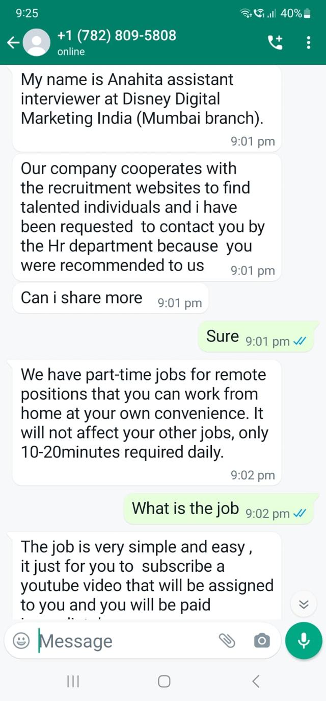 The fraudsters contacted women on WhatsApp and offered them jobs where they would have to rate YouTube videos. (HT Photo) The fraudsters contacted women on WhatsApp and offered them jobs where they would have to rate YouTube videos. (HT Photo)