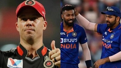 AB de Villiers; Hardik Pandya with Rohit Sharma AB de Villiers; Hardik Pandya with Rohit Sharma