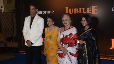 Jubilee director Vikramaditya Motwane joins veteran actors Tanuja and Asha Parekh for a picture at the show screening on Thursday. (Varinder Chawla) Jubilee director Vikramaditya Motwane joins veteran actors Tanuja and Asha Parekh for a picture at the show screening on Thursday. (Varinder Chawla)