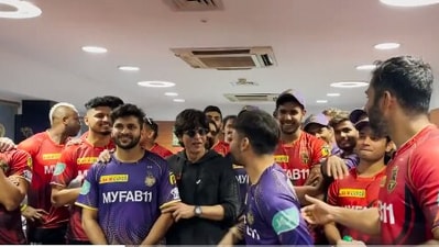 Shah Rukh Khan with KKR members after win over RCB (Twitter/KKRiders) Shah Rukh Khan with KKR members after win over RCB (Twitter/KKRiders)