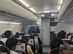 Go First passengers waiting inside the the aircraft (sonalgoelias/Twitter) Go First passengers waiting inside the the aircraft (sonalgoelias/Twitter)