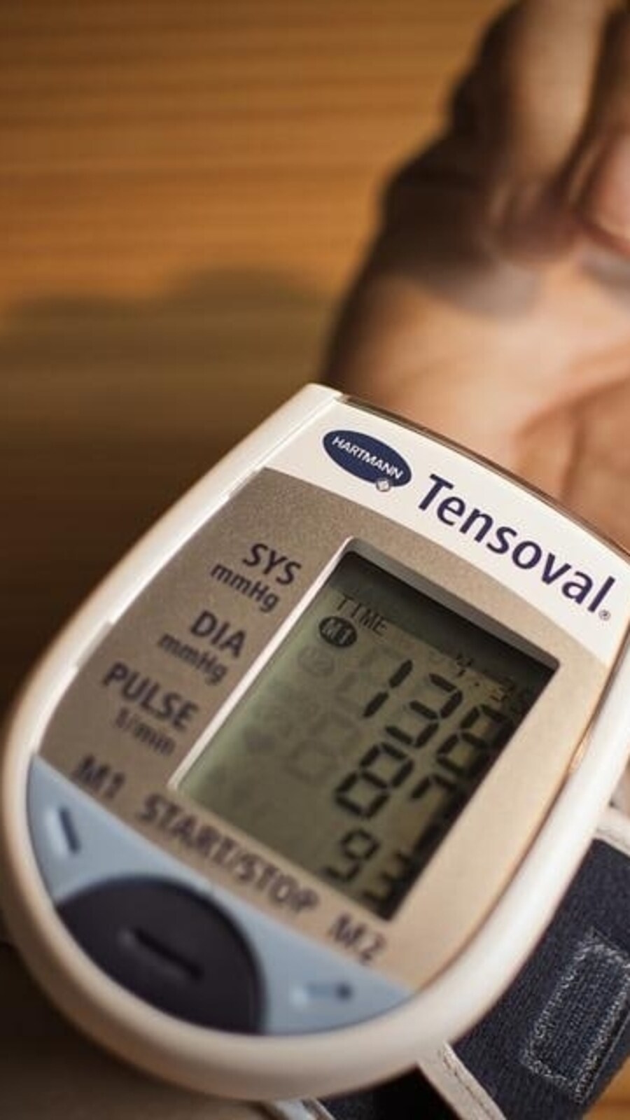 High blood pressure in your 30s causes poor brain health in your 70s: Study (Pixabay)