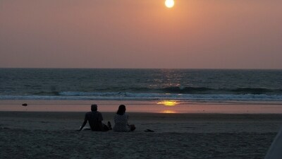 Alibaug: A coastal town just a few hours from Mumbai, Alibaug is a popular weekend getaway known for its pristine beaches, historical forts, and delicious seafood. You can also indulge in water sports like parasailing and jet skiing. (Pixabay) Alibaug: A coastal town just a few hours from Mumbai, Alibaug is a popular weekend getaway known for its pristine beaches, historical forts, and delicious seafood. You can also indulge in water sports like parasailing and jet skiing. (Pixabay)