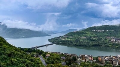 Lavasa: Located a few hours from Mumbai, Lavasa is a planned hill city that offers water sports, adventure activities, and scenic views of the surrounding hills. (Pixabay) Lavasa: Located a few hours from Mumbai, Lavasa is a planned hill city that offers water sports, adventure activities, and scenic views of the surrounding hills. (Pixabay)