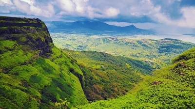 Lonavala: Located just a few hours away from Mumbai, Lonavala is a popular hill station known for its picturesque views, waterfalls, and ancient caves. You can also enjoy adventure activities like trekking and camping. (Pixabay) Lonavala: Located just a few hours away from Mumbai, Lonavala is a popular hill station known for its picturesque views, waterfalls, and ancient caves. You can also enjoy adventure activities like trekking and camping. (Pixabay)