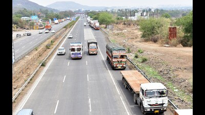 The state highway police have proposed construction of multiple parking lots equipped with proper lighting, security measures. (HT PHOTO)