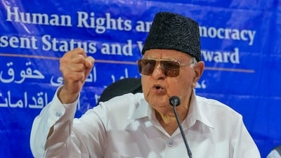 Former Jammu and Kashmir chief minister Farooq Abdullah. (PTI file) Former Jammu and Kashmir chief minister Farooq Abdullah. (PTI file)