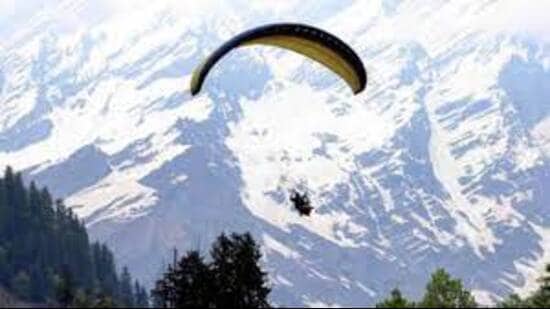 International Accuracy Paragliding Pre-World Cup-2023 concluded at the famous paragliding site Bir Billing in Kangra district on Sunday with Nepal pilots winning in the men’s category and the team event. (HT File Photo)