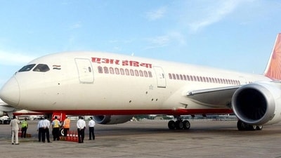 Air India's London-bound flight returns to Delhi after passenger hits cabin crew (HT_PRINT) Air India's London-bound flight returns to Delhi after passenger hits cabin crew (HT_PRINT)