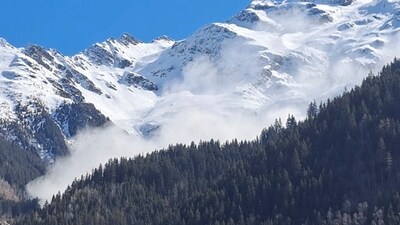 French Alps Avalanche: A general view shows an avalanche in the French Alps, in Les Contamines-Montjoie, France. (Reuters)