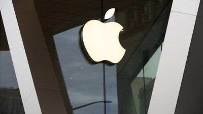 The slowdown in consumer spending over the past year has led to double-digit declines in smartphone shipments. (File) The slowdown in consumer spending over the past year has led to double-digit declines in smartphone shipments. (File)