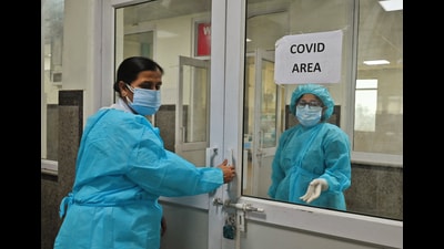 Healthcare workers in PPE kits during a mock drill for Covid-19 preparedness at Gandhinagar Hospital in Jammu on Monday. Jammu and Kashmir has recorded a slight increase in Covid cases this month with one death and 64 infections on Sunday, 77 cases on Saturday, 58 on Thursday, 48 on Wednesday, 31 infections on Tuesday, 40 on April 3 and 19 cases on April 2. (ANI) Healthcare workers in PPE kits during a mock drill for Covid-19 preparedness at Gandhinagar Hospital in Jammu on Monday. Jammu and Kashmir has recorded a slight increase in Covid cases this month with one death and 64 infections on Sunday, 77 cases on Saturday, 58 on Thursday, 48 on Wednesday, 31 infections on Tuesday, 40 on April 3 and 19 cases on April 2. (ANI)