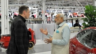 PM Modi with Elon Musk (Image from Sep 2015/PIB) PM Modi with Elon Musk (Image from Sep 2015/PIB)