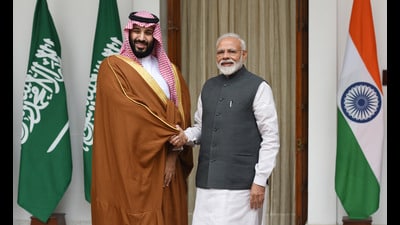 Prime Minister Narendra Modi shake hands with Saudi Arabia's Crown Prince Mohammed bin Salman Bin Abdulaziz Al-Saud, Delhi, February 20, 2019 (Raj K Raj/HT PHOTO)
