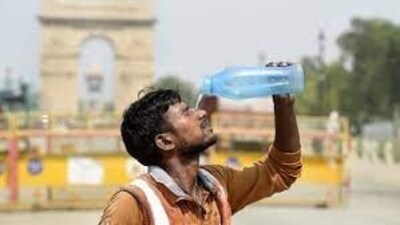 On Monday, Delhi saw a maximum temperature of 34.9 degrees Celsius - the highest this year so far. (For Representation) On Monday, Delhi saw a maximum temperature of 34.9 degrees Celsius - the highest this year so far. (For Representation)