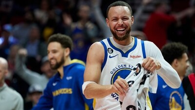 Golden State Warriors guard Stephen Curry (AP) Golden State Warriors guard Stephen Curry (AP)