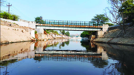 According to PWD officials, the bridges across the Najafgarh drain are old and are in need of urgent repair.