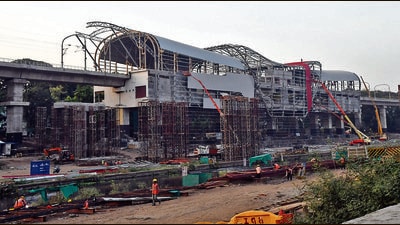Following the complaints, Maha-Metro appointed CoEP to conduct third party inspection of works. (HT PHOTO) Following the complaints, Maha-Metro appointed CoEP to conduct third party inspection of works. (HT PHOTO)