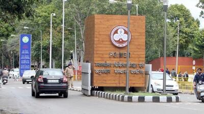 The flyover was to start from near PGIMER and end near the Botanical Garden in Sarangpur after crossing over Khuda Jassu and Khuda Lahora villages to allow hassle-free movement of traffic. (HT File Photo)