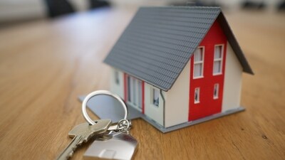 In his Twitter post, the man staying in Mumbai mentioned he pays 1.5 lakh monthly as rent (representational image). (Unsplash/@tierramallorca) In his Twitter post, the man staying in Mumbai mentioned he pays 1.5 lakh monthly as rent (representational image). (Unsplash/@tierramallorca)