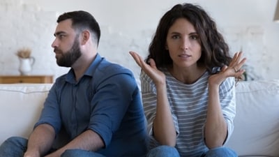 Feeling unappreciated: If one person is putting in a lot of effort, but the other person doesn't seem to appreciate it or take it for granted, it could be a sign of a one-sided relationship. (Unsplash)