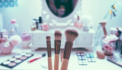 Makeup tips to look sweat free on Baisakhi, Bihu, Puthandu or Eid-ul-Fitr 2023 (Photo by Jamie Street on Unsplash) Makeup tips to look sweat free on Baisakhi, Bihu, Puthandu or Eid-ul-Fitr 2023 (Photo by Jamie Street on Unsplash)