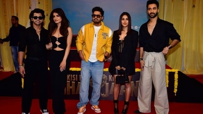 Siddharth Nigam, Vinali Bhatnagar, Jassi Gill, Shehnaaz Gill and Raghav Juyal at Kisi Ka Bhai Kisi Ki Jaan trailer launch. All of them have supporting roles in the film. (Varinder Chawla) Siddharth Nigam, Vinali Bhatnagar, Jassi Gill, Shehnaaz Gill and Raghav Juyal at Kisi Ka Bhai Kisi Ki Jaan trailer launch. All of them have supporting roles in the film. (Varinder Chawla)
