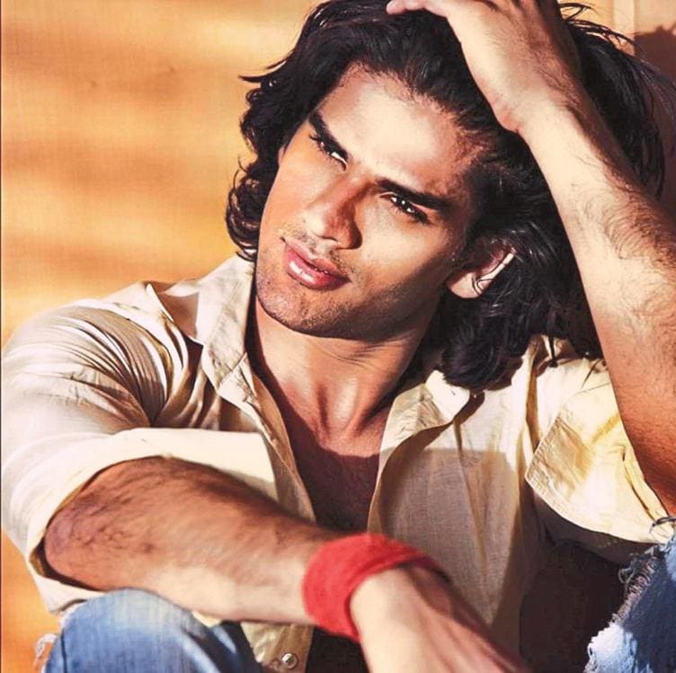 Tehla is currently business partners with Bal in the denim brand Alexander Jeans by Rohit Bal. Tehla is currently business partners with Bal in the denim brand Alexander Jeans by Rohit Bal.