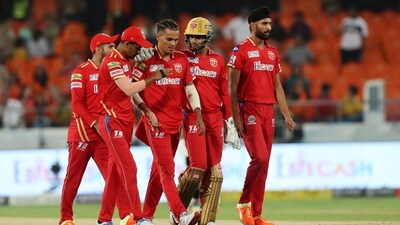 Hyderabad, Apr 09 (ANI): Punjab Kings Rahul Chahar celebrates the dismissal of Sunrisers Hyderabad Mayank Agarwal during their match in the Indian Premier League (IPL) 2023, at Rajiv Gandhi International Stadium, in Hyderabad on Sunday. (ANI Photo/ Digital Restriction) (IndianPremierLeague twitter) Hyderabad, Apr 09 (ANI): Punjab Kings Rahul Chahar celebrates the dismissal of Sunrisers Hyderabad Mayank Agarwal during their match in the Indian Premier League (IPL) 2023, at Rajiv Gandhi International Stadium, in Hyderabad on Sunday. (ANI Photo/ Digital Restriction) (IndianPremierLeague twitter)
