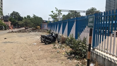 Currently there are four platforms at Hadapsar railway station and one foot over bridge for passengers to cross the railway tracks. (SHANKAR NARAYAN) Currently there are four platforms at Hadapsar railway station and one foot over bridge for passengers to cross the railway tracks. (SHANKAR NARAYAN)