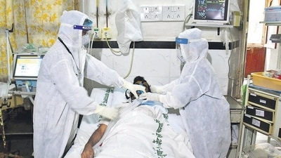 Health workers participate in a mock drill after the Union Health Ministry decided to conduct a nationwide mock drill on 10 and 11 April to check the preparedness of both public and private health facilities to deal with the spike in Covid-19 virus cases. Health workers participate in a mock drill after the Union Health Ministry decided to conduct a nationwide mock drill on 10 and 11 April to check the preparedness of both public and private health facilities to deal with the spike in Covid-19 virus cases.