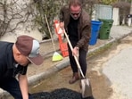 Arnold Schwarzenegger fixed pothole that's been causing trouble in his neighbourhood.