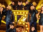Gippy Grewal, Sonam Bajwa, Binnu Dhillon, Jaswinder Bhalla and Gurpreet Ghuggi in Carry on Jatta 3 poster image.