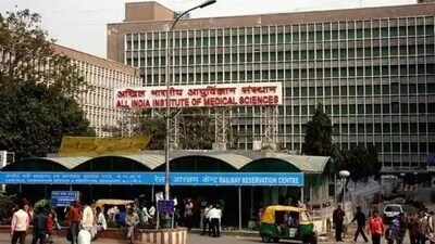 AIIMS-Delhi mandates Covid appropriate behaviour in premises (File) AIIMS-Delhi mandates Covid appropriate behaviour in premises (File)