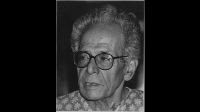 Actor, director and playwright Habib Tanvir. (S Burmaula/HT Archive) Actor, director and playwright Habib Tanvir. (S Burmaula/HT Archive)