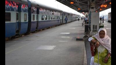 Ambala division took over the day-to-day affairs of the Chandigarh station from Indian Railway Stations Development Corporation (IRSDC) on April 1, 2022. (HT File Photo) Ambala division took over the day-to-day affairs of the Chandigarh station from Indian Railway Stations Development Corporation (IRSDC) on April 1, 2022. (HT File Photo)