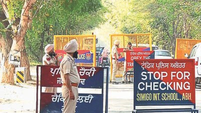 Security tightened in Talwandi Sabo in view of the three-day-long Baisakhi mela at Damdama Sahib, in Bathinda on Thursday. (ANI) Security tightened in Talwandi Sabo in view of the three-day-long Baisakhi mela at Damdama Sahib, in Bathinda on Thursday. (ANI)