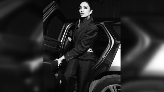 Sobhita Dhulipala rocks the all-black look in a cropped blazer, tailored trousers and matching innerwear.&nbsp;(Instagram/@sobhitad)