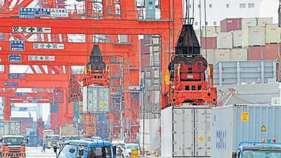 India eyes $900 bn target for exports after a record year India eyes $900 bn target for exports after a record year