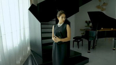 Mira Rajput poses at her lavish Mumbai apartment. Mira Rajput poses at her lavish Mumbai apartment.