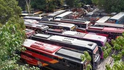 Many people still favour driving old vehicles despite the Ministry of Road Transport and Highways of India’s hike in the green tax. (REPRESENTATIVE PHOTO) Many people still favour driving old vehicles despite the Ministry of Road Transport and Highways of India’s hike in the green tax. (REPRESENTATIVE PHOTO)