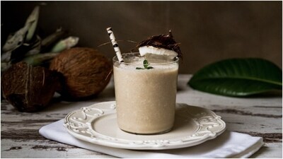 Pineapple Coconut Smoothie: Blend fresh pineapple chunks with coconut milk, ice, and a touch of honey until smooth. Garnish with shredded coconut and a pineapple wedge. (Pexels) Pineapple Coconut Smoothie: Blend fresh pineapple chunks with coconut milk, ice, and a touch of honey until smooth. Garnish with shredded coconut and a pineapple wedge. (Pexels)